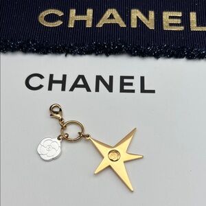 CHANEL CC Star Comet & Silver Small Camellia Holiday 2025 Limited Edition NWOT
